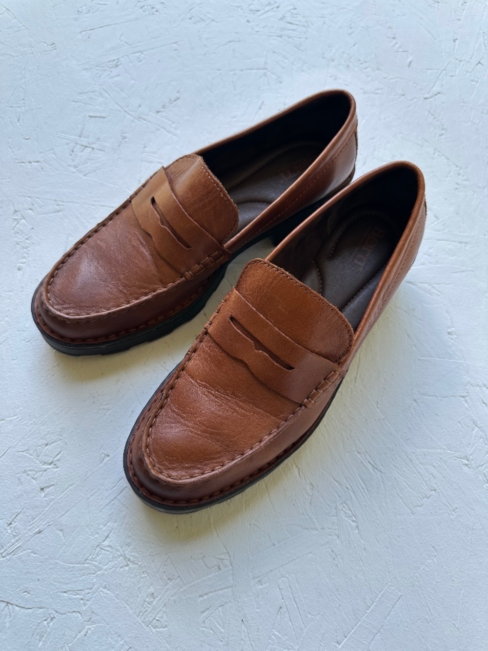 BORN Carrera Brown Lugged Sole Penny Loafers 9.5